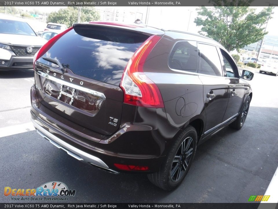 2017 Volvo XC60 T5 AWD Dynamic Rich Java Metallic / Soft Beige Photo #5