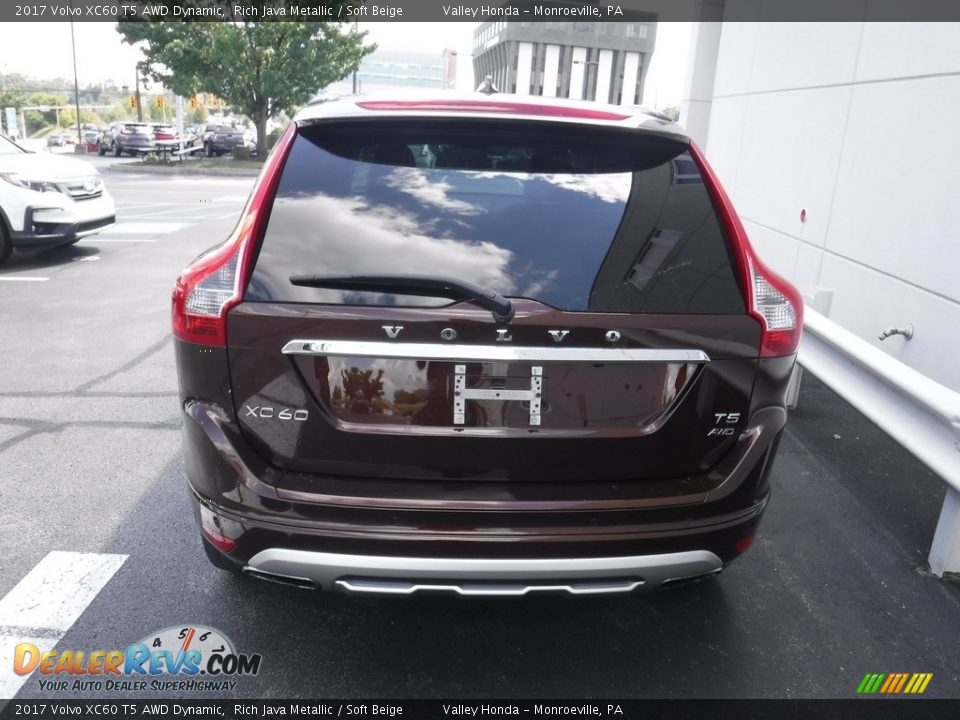 2017 Volvo XC60 T5 AWD Dynamic Rich Java Metallic / Soft Beige Photo #7