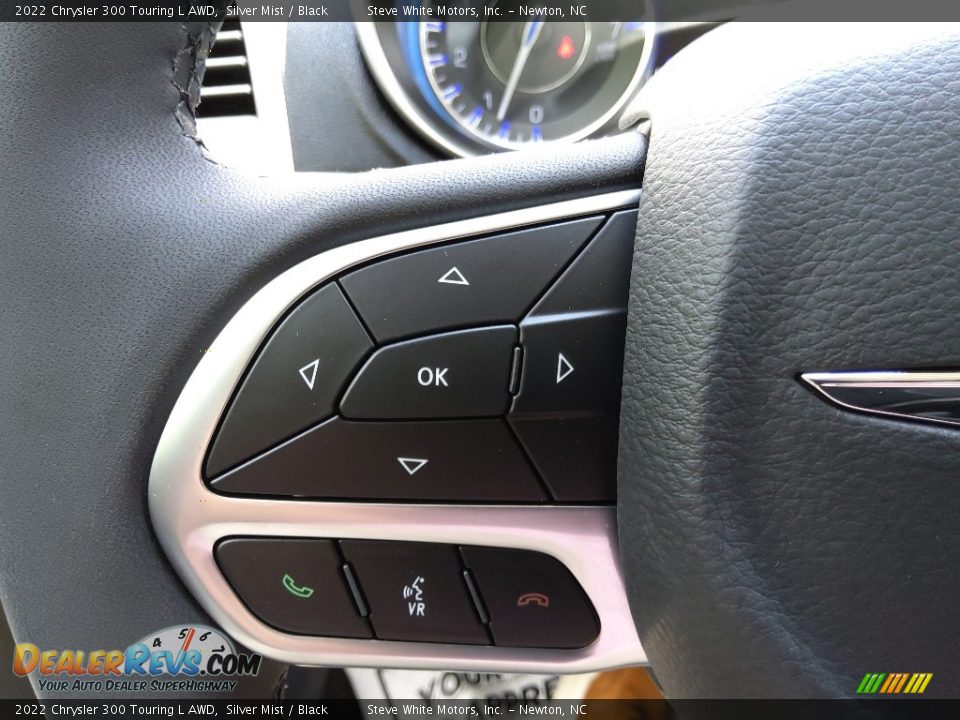 2022 Chrysler 300 Touring L AWD Steering Wheel Photo #19