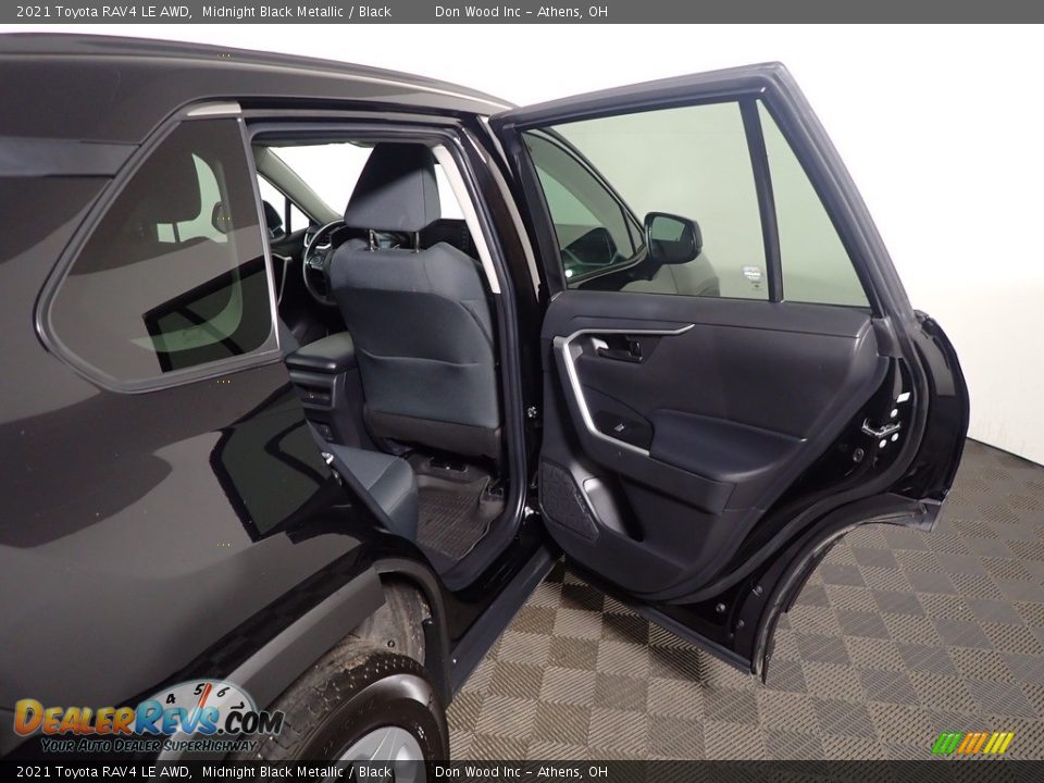 2021 Toyota RAV4 LE AWD Midnight Black Metallic / Black Photo #32
