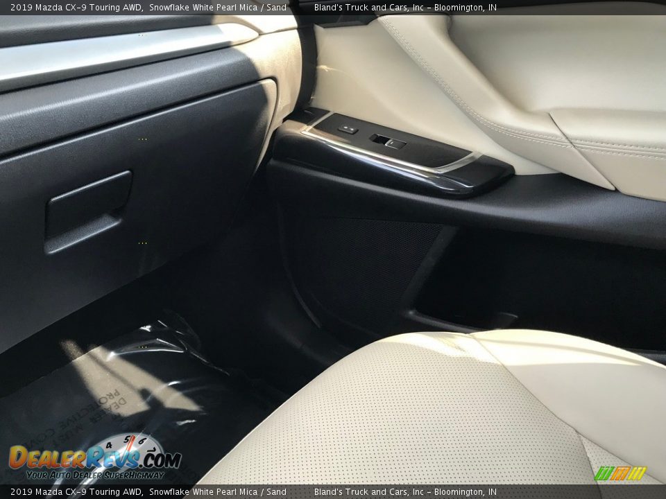 2019 Mazda CX-9 Touring AWD Snowflake White Pearl Mica / Sand Photo #35