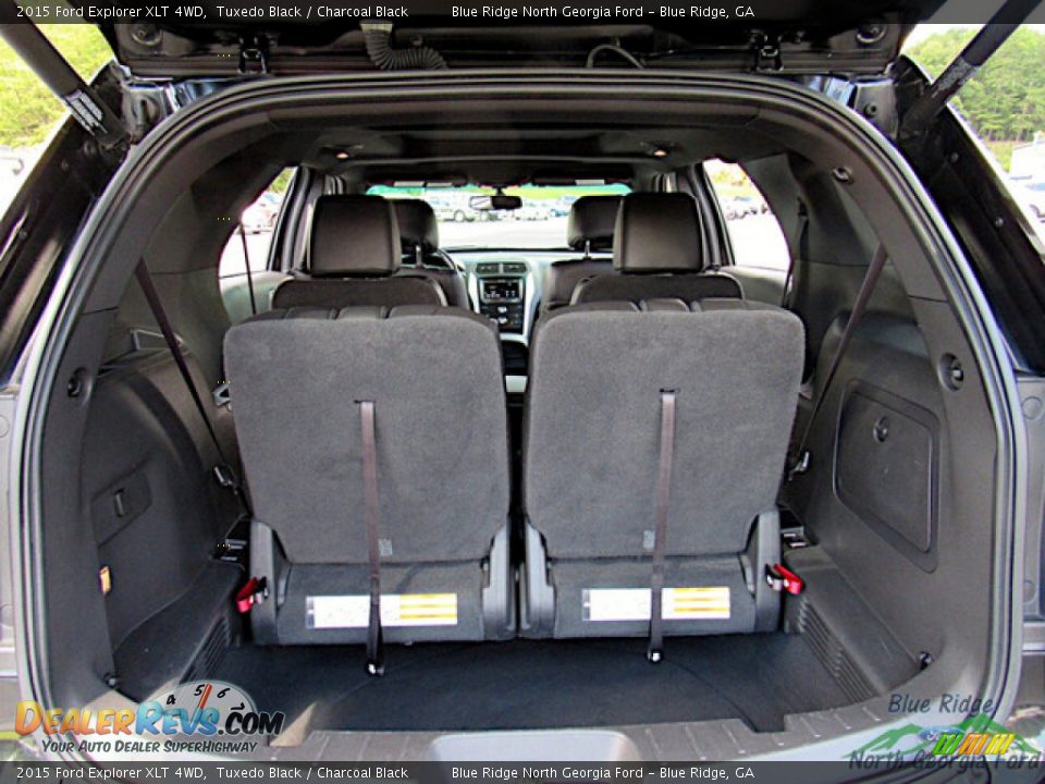 2015 Ford Explorer XLT 4WD Tuxedo Black / Charcoal Black Photo #14