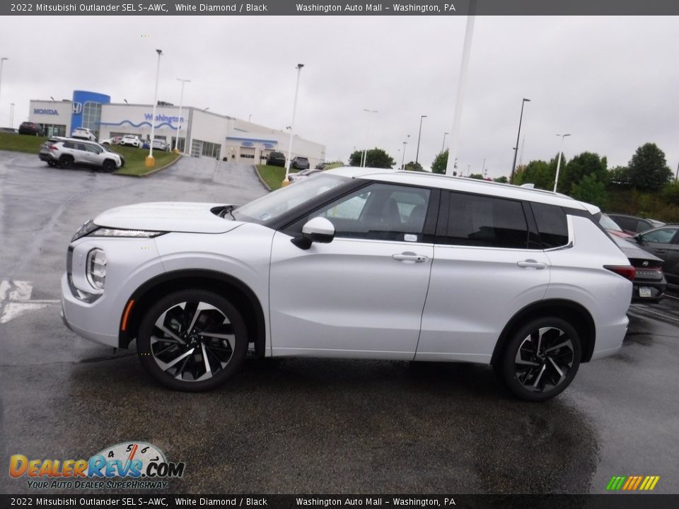 2022 Mitsubishi Outlander SEL S-AWC White Diamond / Black Photo #6