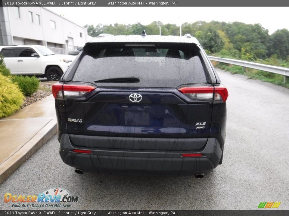 2019 Toyota RAV4 XLE AWD Blueprint / Light Gray Photo #15