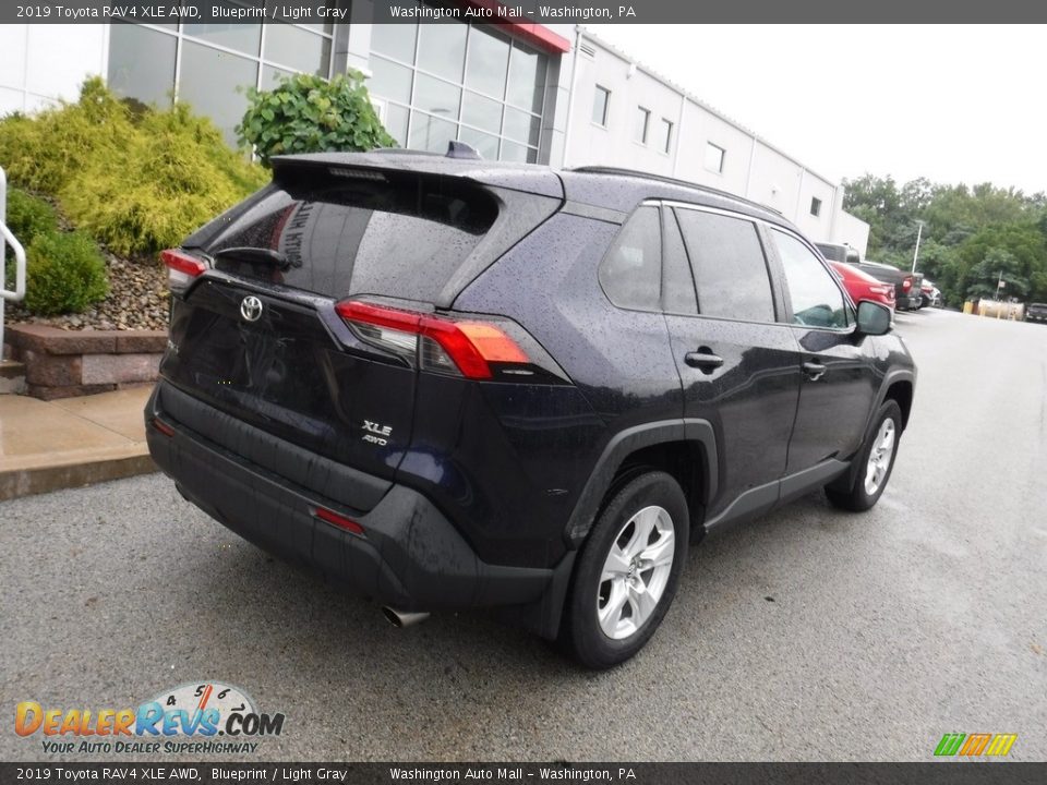 2019 Toyota RAV4 XLE AWD Blueprint / Light Gray Photo #16