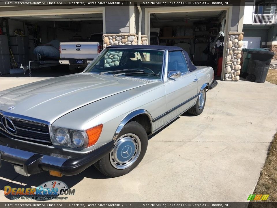 1975 Mercedes-Benz SL Class 450 SL Roadster Astral Silver Metallic / Blue Photo #5