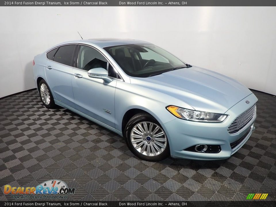 Front 3/4 View of 2014 Ford Fusion Energi Titanium Photo #4