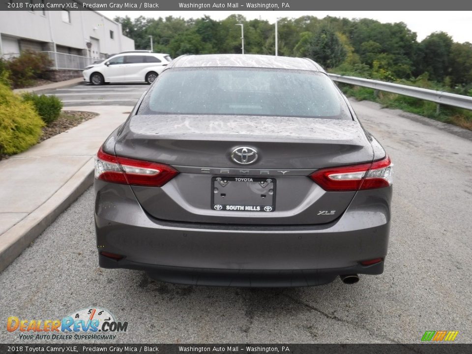 2018 Toyota Camry XLE Predawn Gray Mica / Black Photo #15