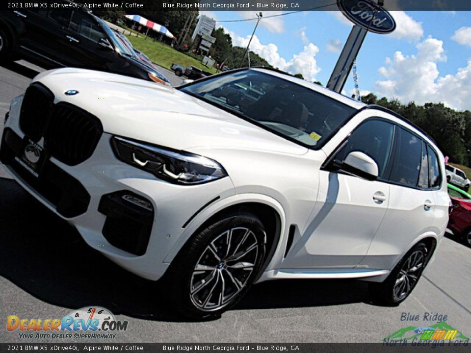 2021 BMW X5 xDrive40i Alpine White / Coffee Photo #26