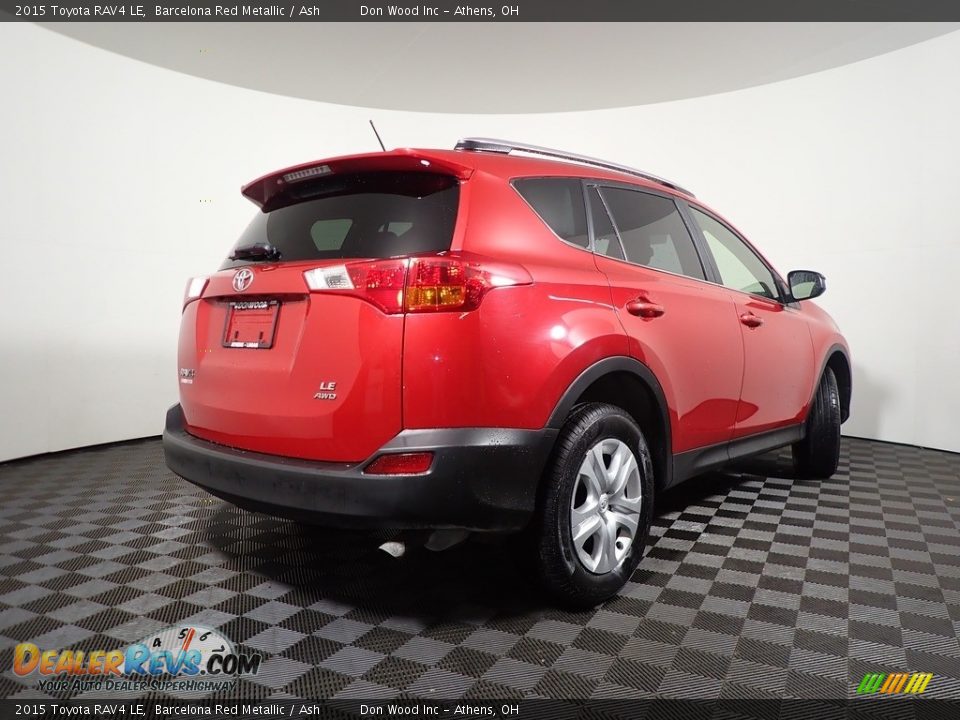 2015 Toyota RAV4 LE Barcelona Red Metallic / Ash Photo #14