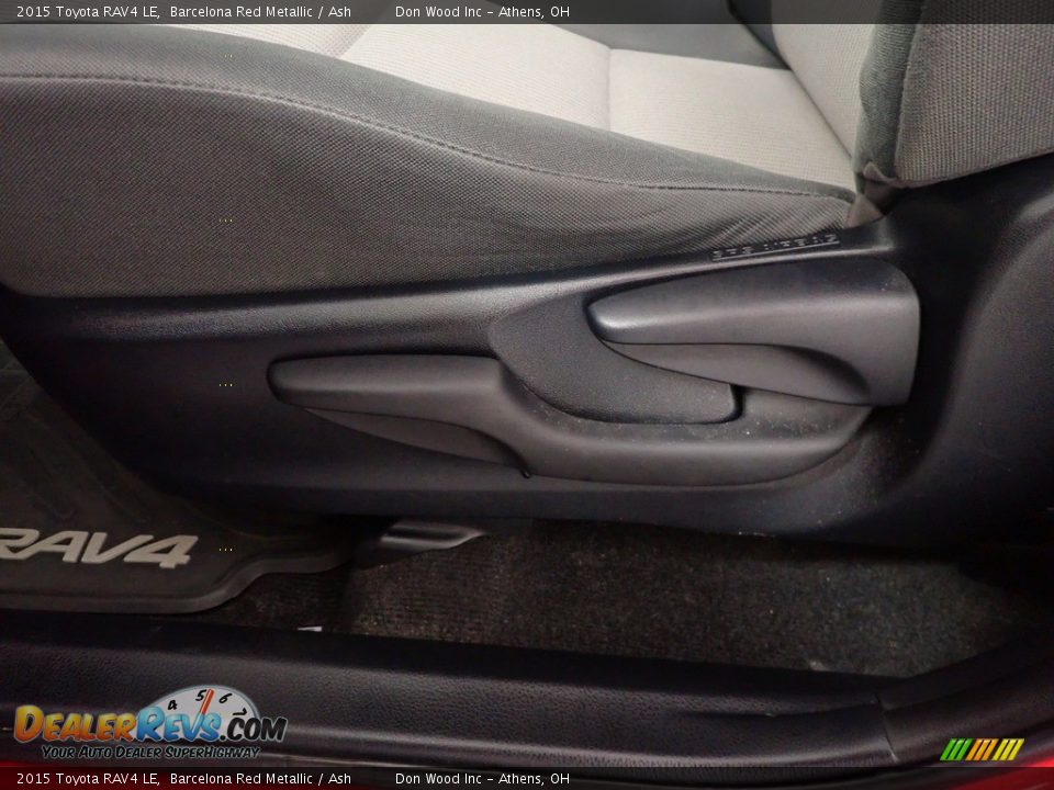 2015 Toyota RAV4 LE Barcelona Red Metallic / Ash Photo #19