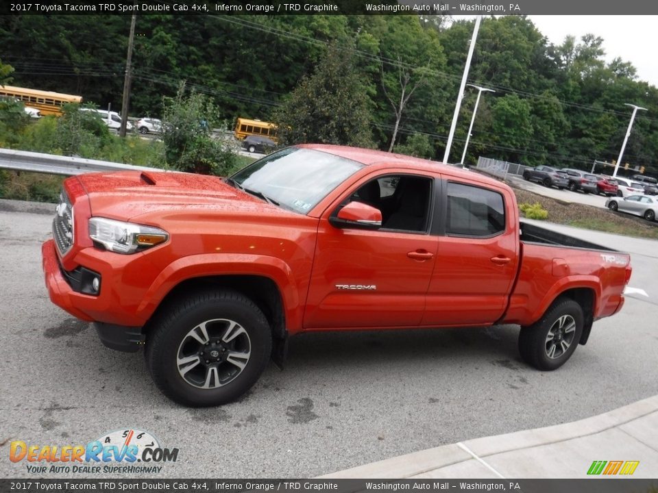 2017 Toyota Tacoma TRD Sport Double Cab 4x4 Inferno Orange / TRD Graphite Photo #14