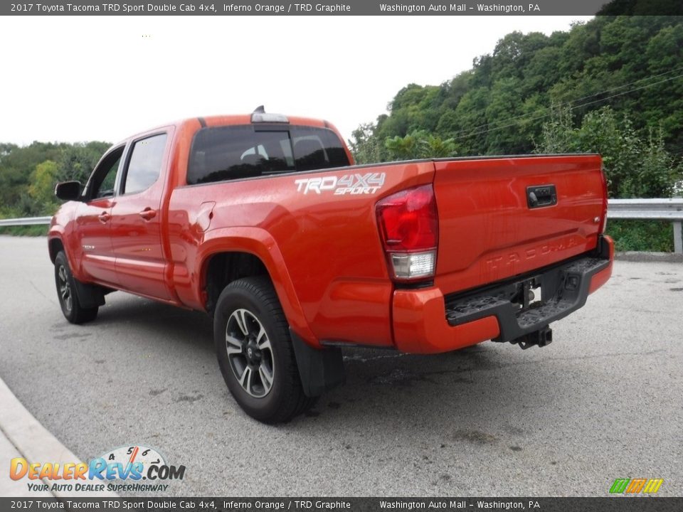 2017 Toyota Tacoma TRD Sport Double Cab 4x4 Inferno Orange / TRD Graphite Photo #15