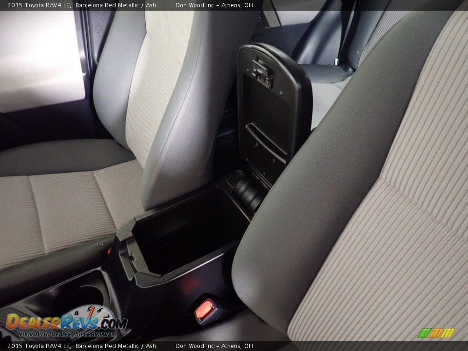 2015 Toyota RAV4 LE Barcelona Red Metallic / Ash Photo #29