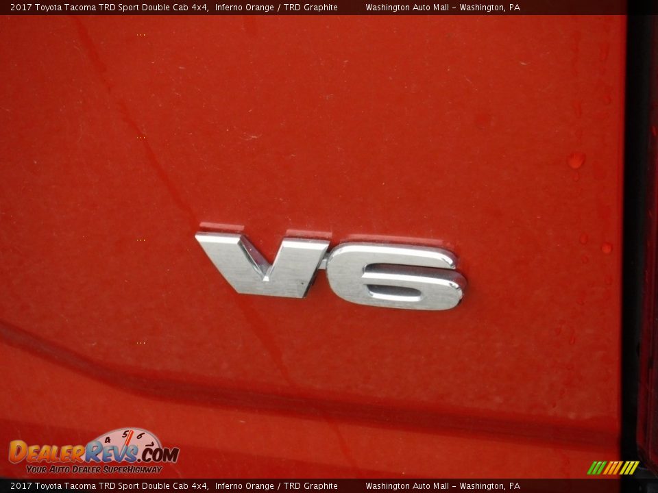 2017 Toyota Tacoma TRD Sport Double Cab 4x4 Inferno Orange / TRD Graphite Photo #18