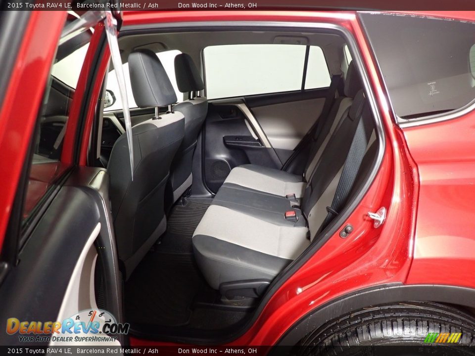2015 Toyota RAV4 LE Barcelona Red Metallic / Ash Photo #31