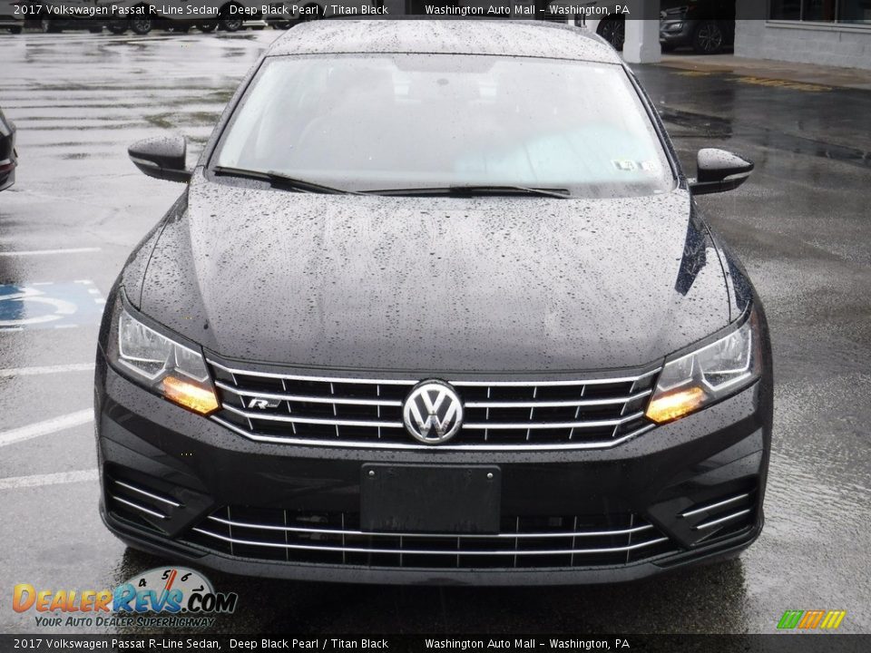 2017 Volkswagen Passat R-Line Sedan Deep Black Pearl / Titan Black Photo #5