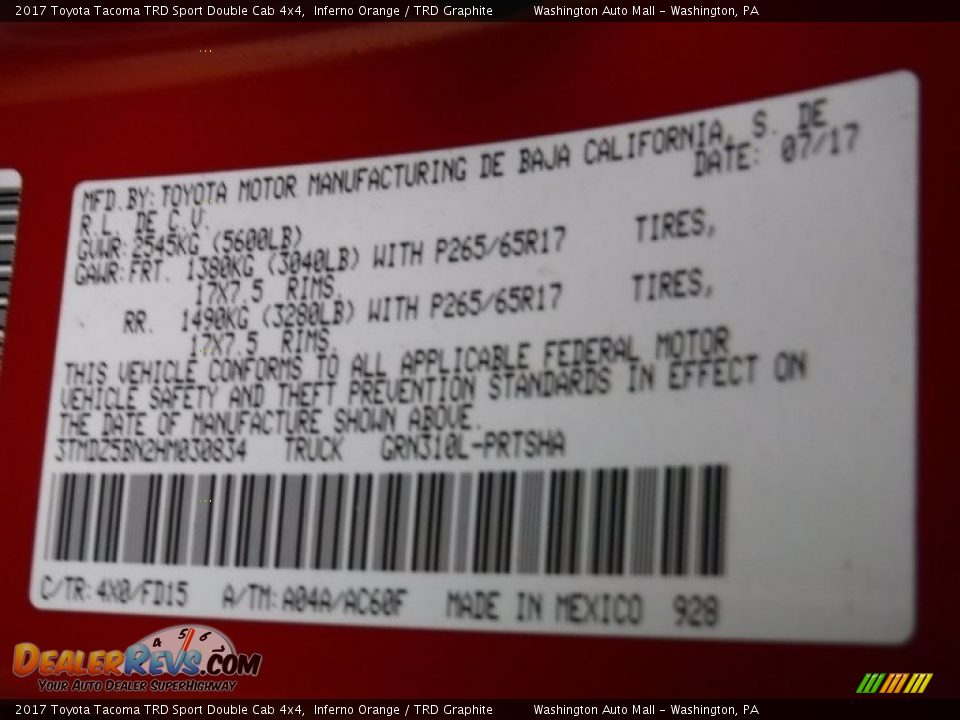 2017 Toyota Tacoma TRD Sport Double Cab 4x4 Inferno Orange / TRD Graphite Photo #32