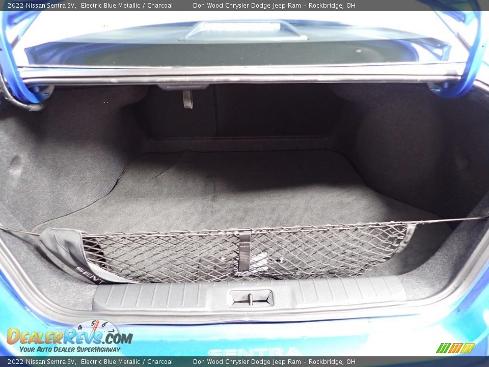 2022 Nissan Sentra SV Trunk Photo #9