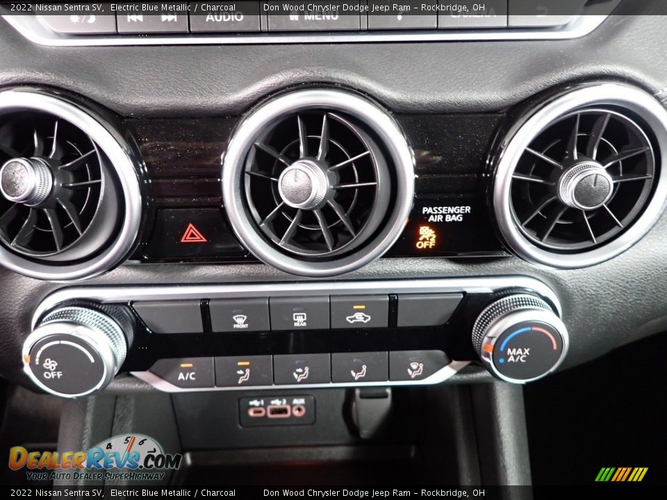 Controls of 2022 Nissan Sentra SV Photo #20
