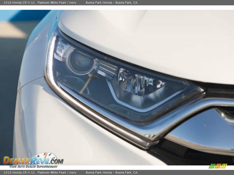 2019 Honda CR-V LX Platinum White Pearl / Ivory Photo #8