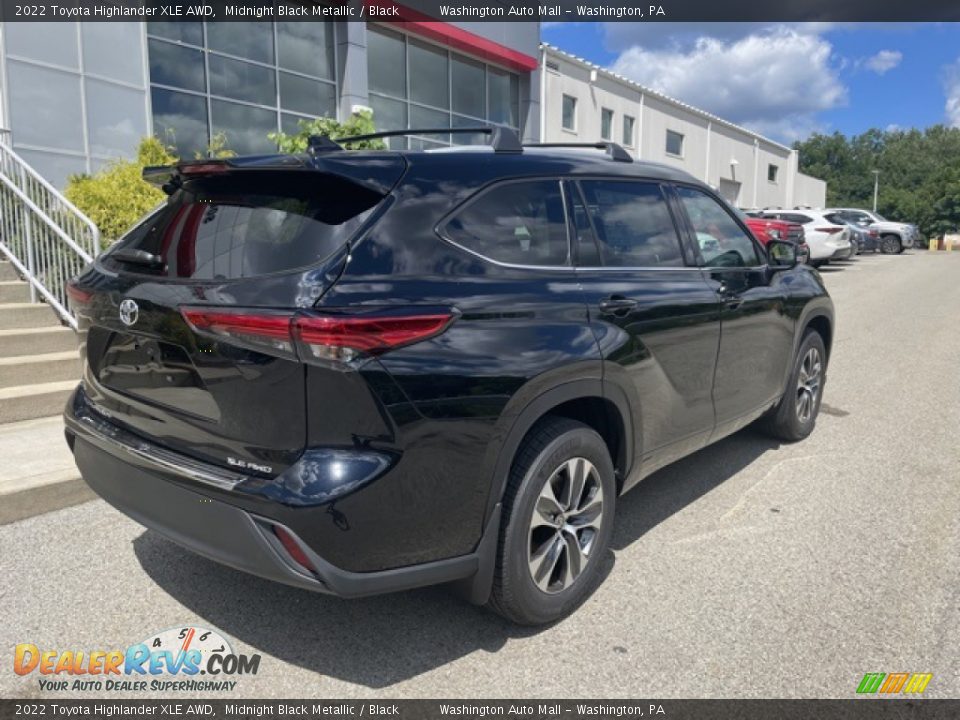 2022 Toyota Highlander XLE AWD Midnight Black Metallic / Black Photo #9