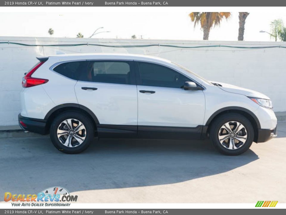 2019 Honda CR-V LX Platinum White Pearl / Ivory Photo #12