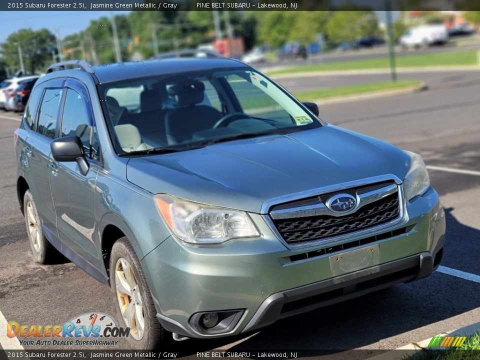 2015 Subaru Forester 2.5i Jasmine Green Metallic / Gray Photo #3