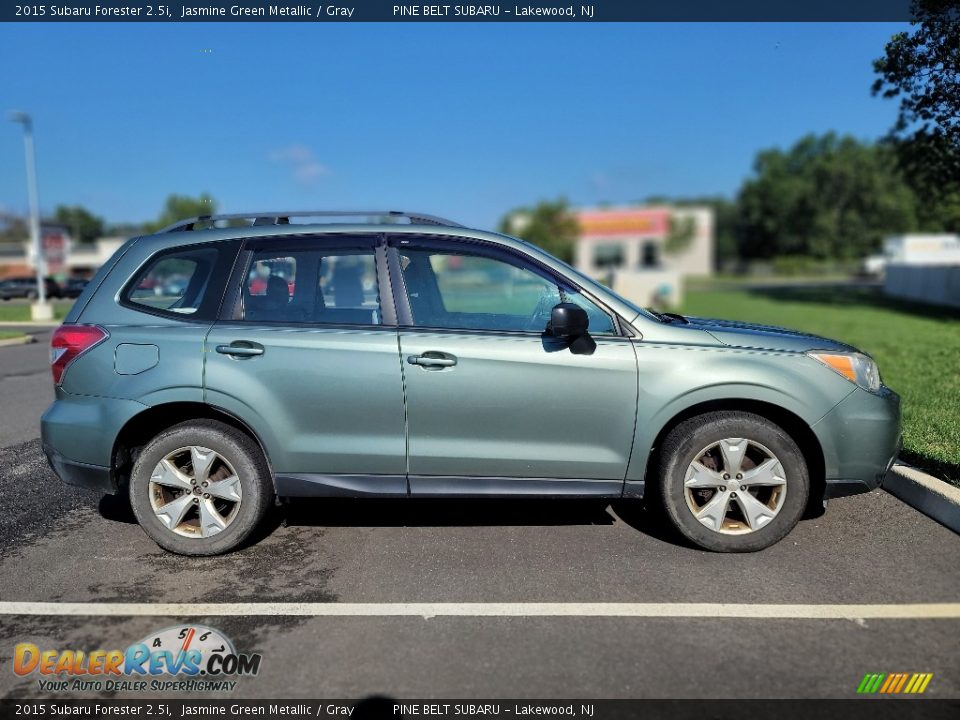 2015 Subaru Forester 2.5i Jasmine Green Metallic / Gray Photo #4