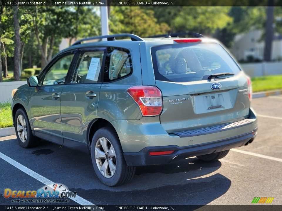 2015 Subaru Forester 2.5i Jasmine Green Metallic / Gray Photo #7