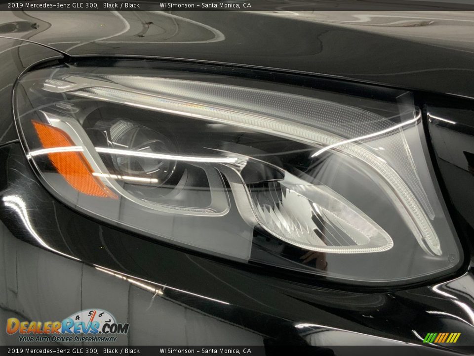 2019 Mercedes-Benz GLC 300 Black / Black Photo #4
