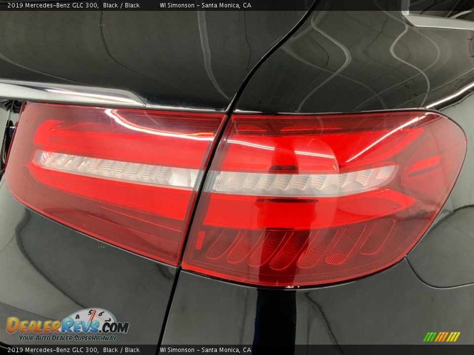 2019 Mercedes-Benz GLC 300 Black / Black Photo #6