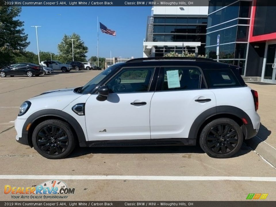 2019 Mini Countryman Cooper S All4 Light White / Carbon Black Photo #2