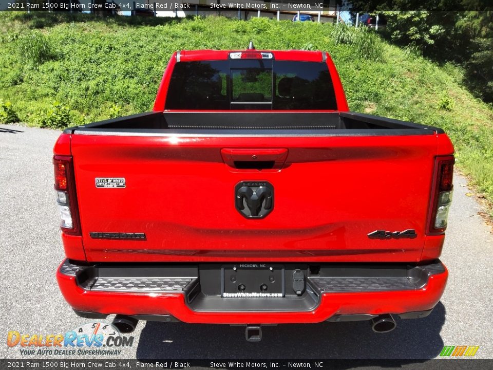 2021 Ram 1500 Big Horn Crew Cab 4x4 Flame Red / Black Photo #8