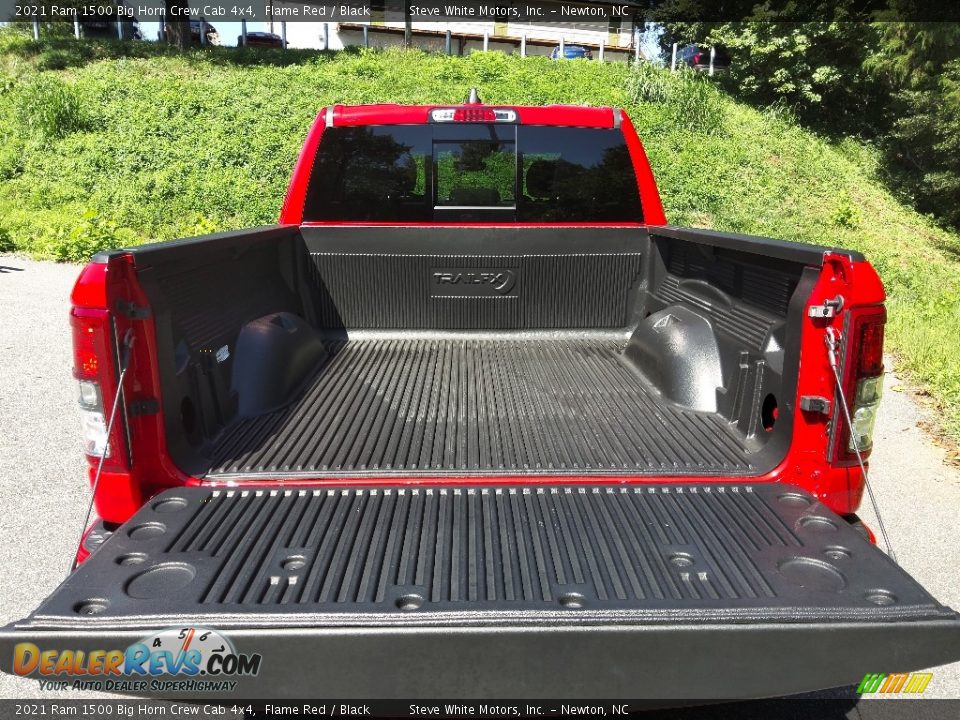 2021 Ram 1500 Big Horn Crew Cab 4x4 Flame Red / Black Photo #9