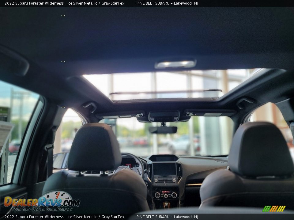 2022 Subaru Forester Wilderness Ice Silver Metallic / Gray StarTex Photo #6