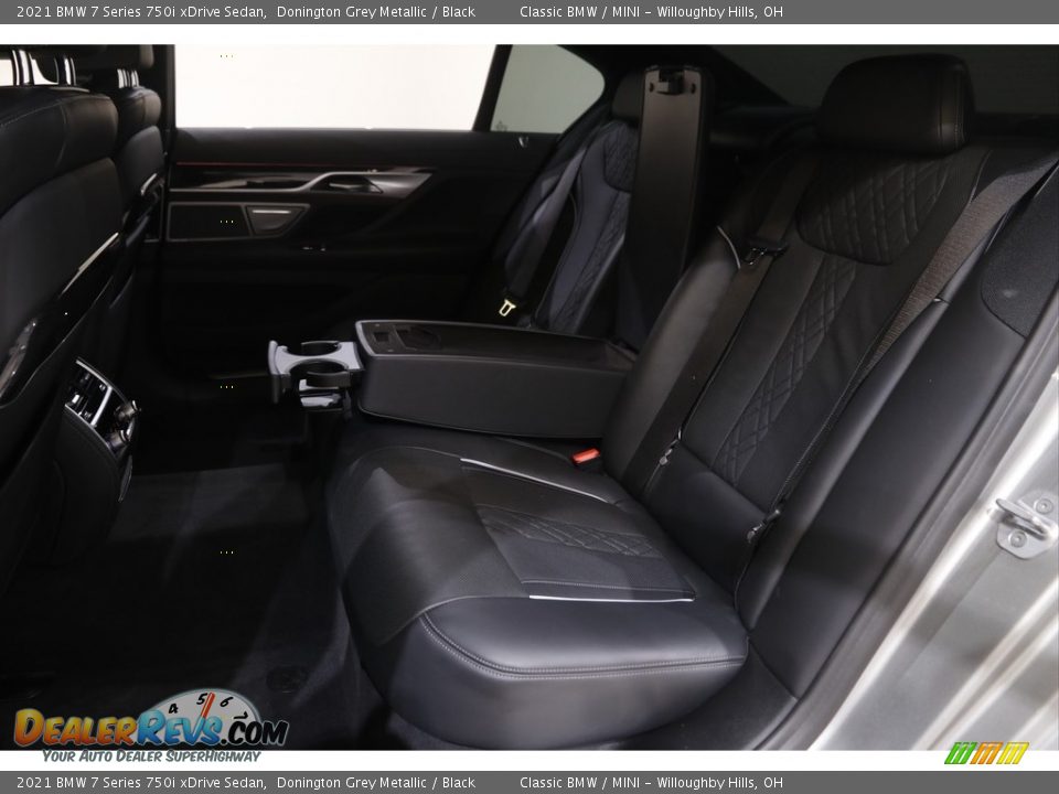 Rear Seat of 2021 BMW 7 Series 750i xDrive Sedan Photo #21