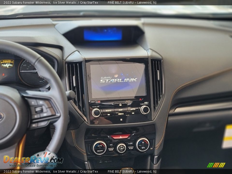 2022 Subaru Forester Wilderness Ice Silver Metallic / Gray StarTex Photo #8