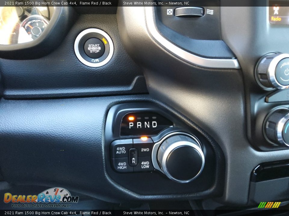 2021 Ram 1500 Big Horn Crew Cab 4x4 Shifter Photo #23