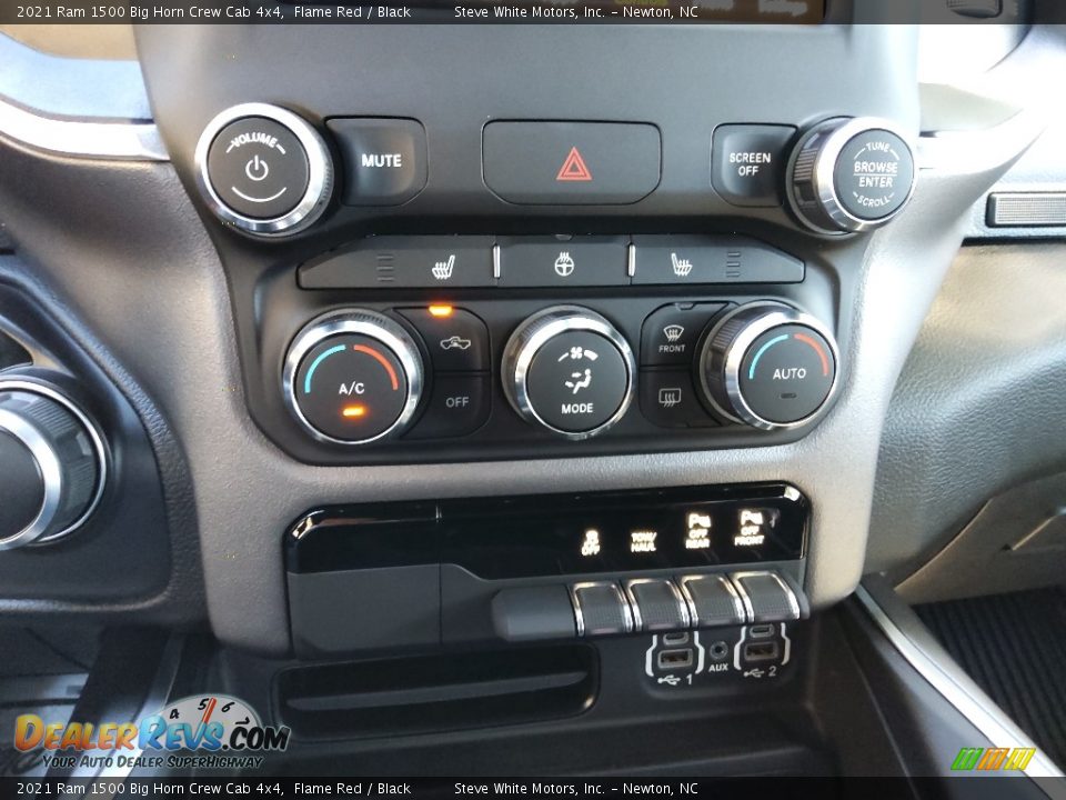 2021 Ram 1500 Big Horn Crew Cab 4x4 Flame Red / Black Photo #27