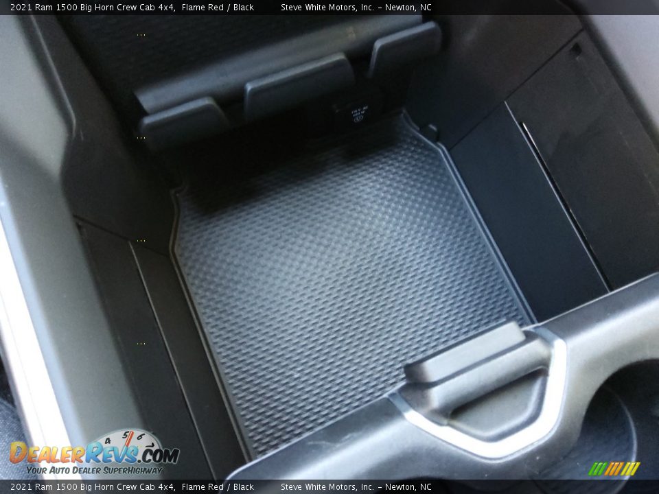 2021 Ram 1500 Big Horn Crew Cab 4x4 Flame Red / Black Photo #29