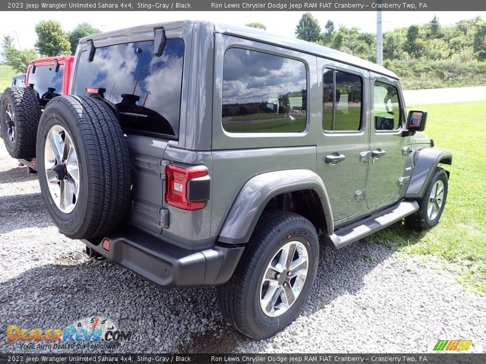 2023 Jeep Wrangler Unlimited Sahara 4x4 Sting-Gray / Black Photo #4