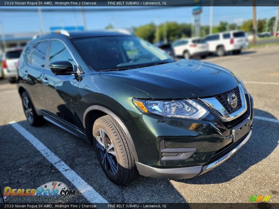 2019 Nissan Rogue SV AWD Midnight Pine / Charcoal Photo #4