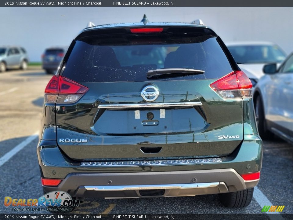 2019 Nissan Rogue SV AWD Midnight Pine / Charcoal Photo #7