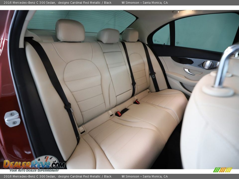 2016 Mercedes-Benz C 300 Sedan designo Cardinal Red Metallic / Black Photo #34