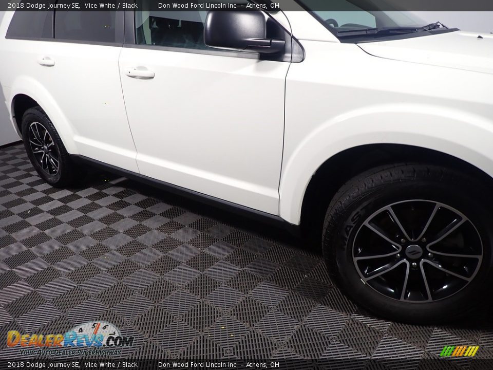 2018 Dodge Journey SE Vice White / Black Photo #3