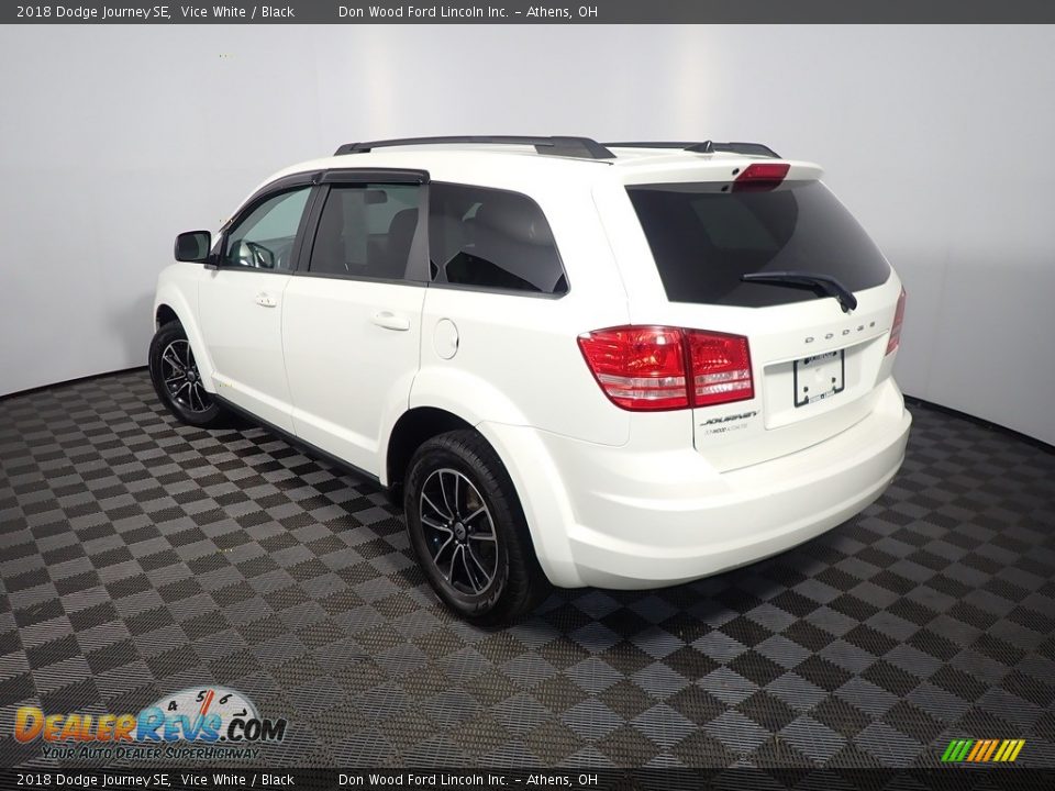 2018 Dodge Journey SE Vice White / Black Photo #11