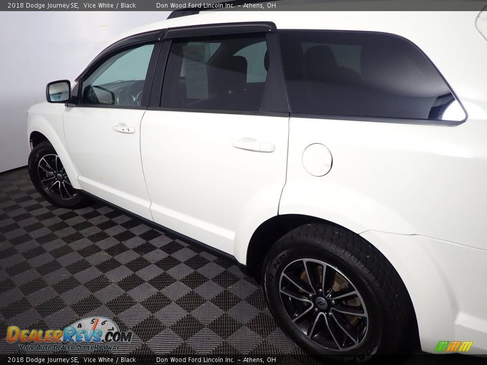 2018 Dodge Journey SE Vice White / Black Photo #17