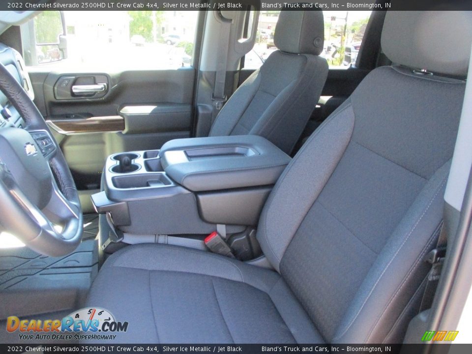 Front Seat of 2022 Chevrolet Silverado 2500HD LT Crew Cab 4x4 Photo #7