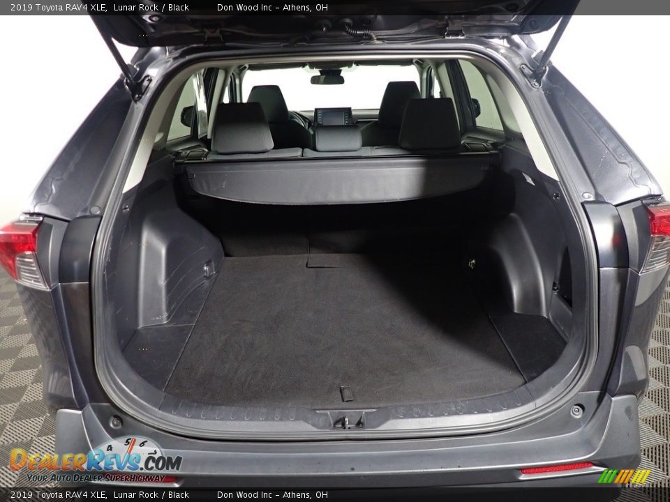 2019 Toyota RAV4 XLE Lunar Rock / Black Photo #13